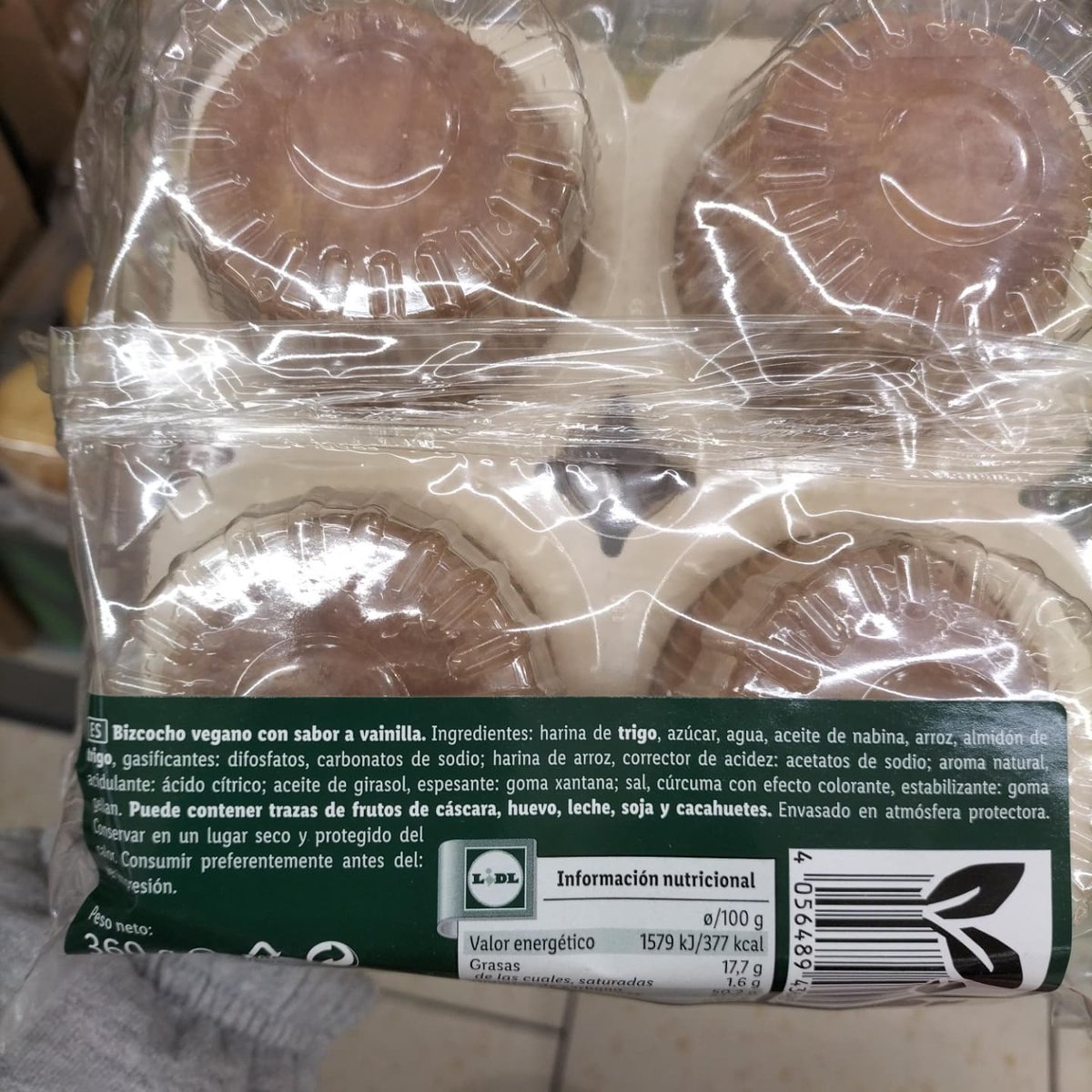 veganospain's tweet photo. NOVEDAD! Magdalenas veganas en Lidl. Sabor vainilla y sabor chocolate.

Precio: 1'89€ https://t.co/dFXv7YUY3L