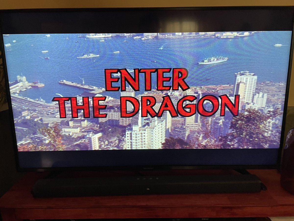 giantspecks's tweet photo. Watches ENTER THE DRAGON (first time) then discovers that today is Bruce Lee’s birthday 🤯
#YabtM #waaaaaah https://t.co/nKN70ZEaAK
