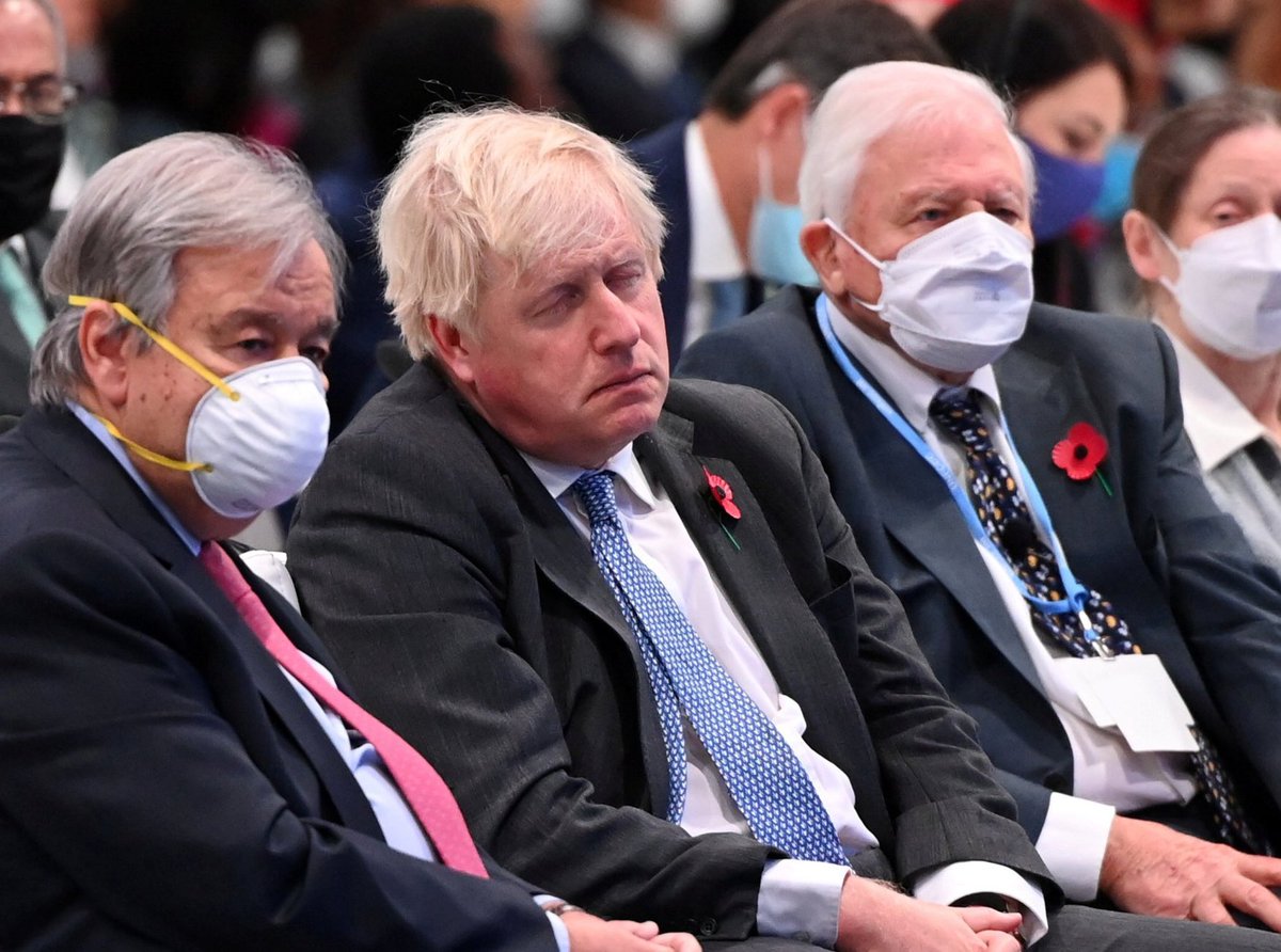Pandamoanimum's tweet photo. Boris Johnson: We need to tighten up the wearing of masks.

Also Boris Johnson: https://t.co/5FOPGzOM0K