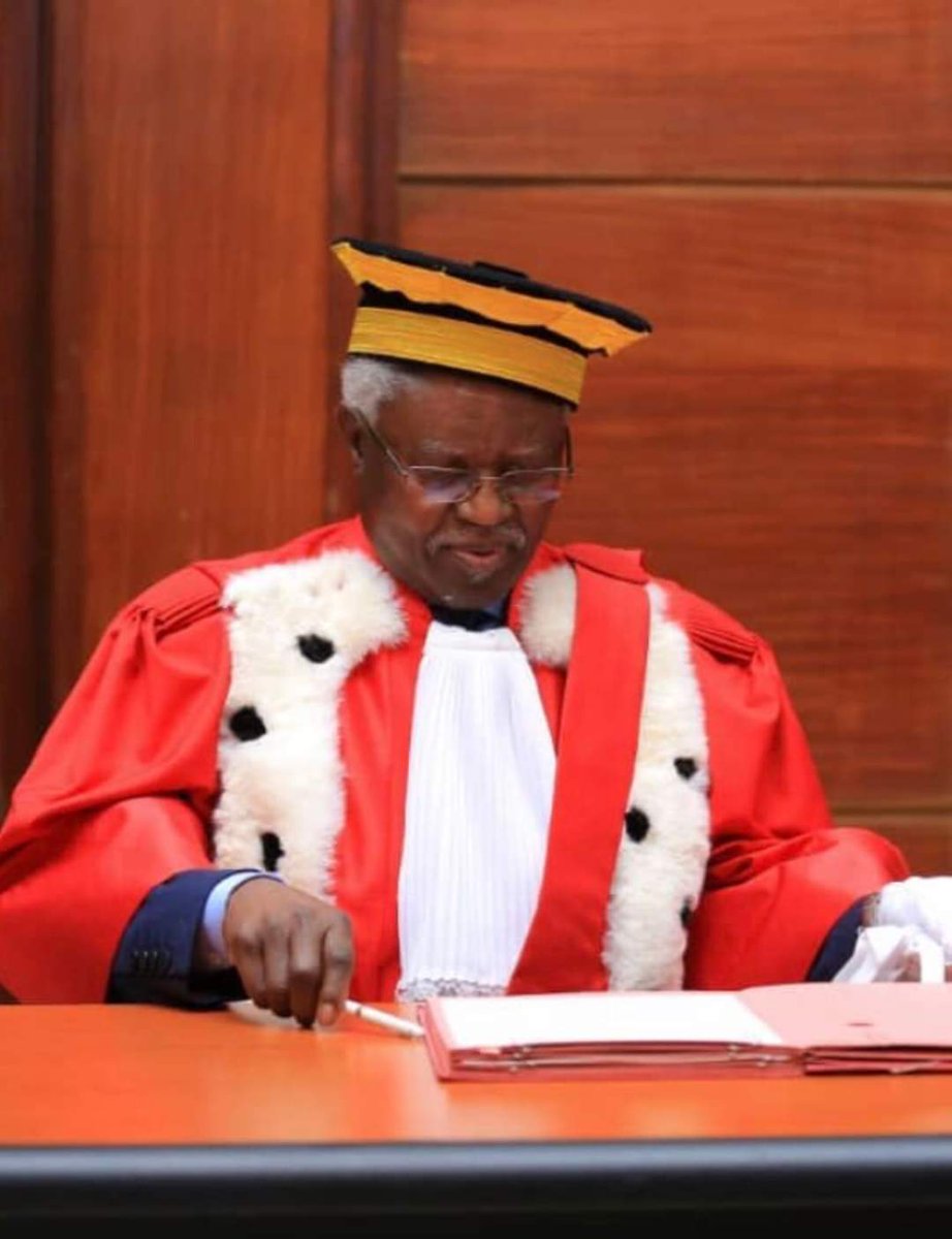 amluzayamoL's tweet photo. Procureur général près la Cour de cassation a délibérémen libéré Willy Bakonga...😡 Un corrompu jusqu'à la moelle épinière il doit quitter ses fonctions trop c'est trop https://t.co/kR89qgT8D0