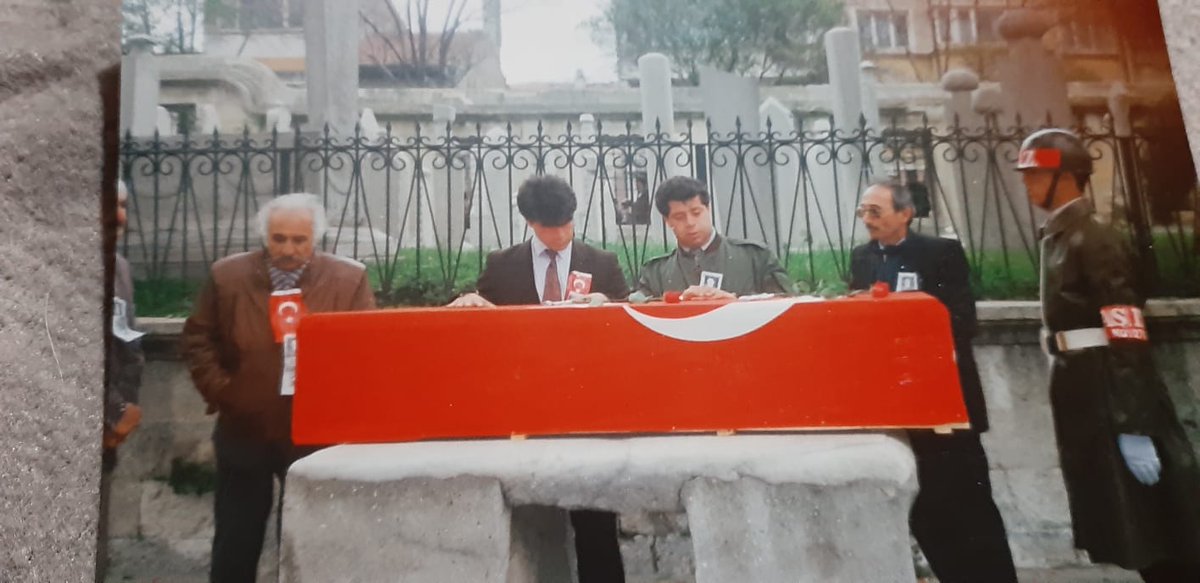m_moray's tweet photo. #AbimŞehitOldu
1964 ~ 1994 https://t.co/Pxtmk71WOw