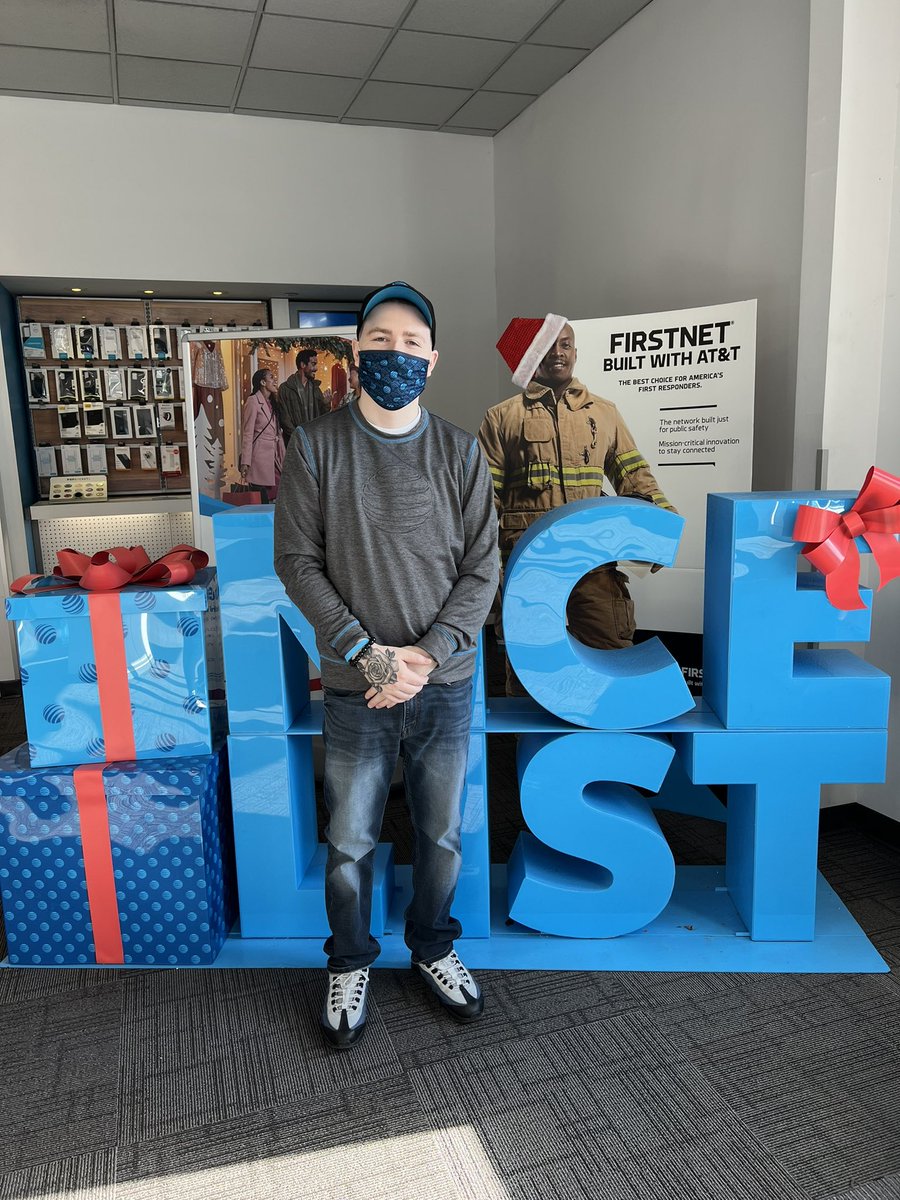 Congrats to Chris Bogacki being promoted to ASM Kingston! Team Newburgh will miss you! <a href="/klane0917/">Klane</a> <a href="/marcellobenny/">Benjamin Marcello</a>