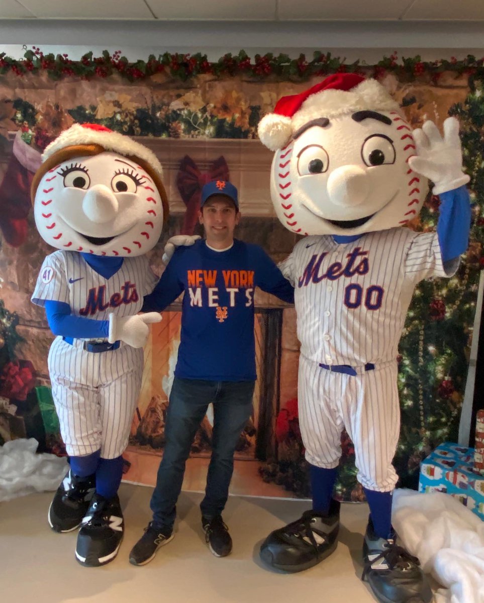 BrianBohl's tweet photo. Thanks for the Christmas well wishes @MrMet and @Mets - Citi Field looks nice any time of the year #LGM https://t.co/yMqQSlXRk7