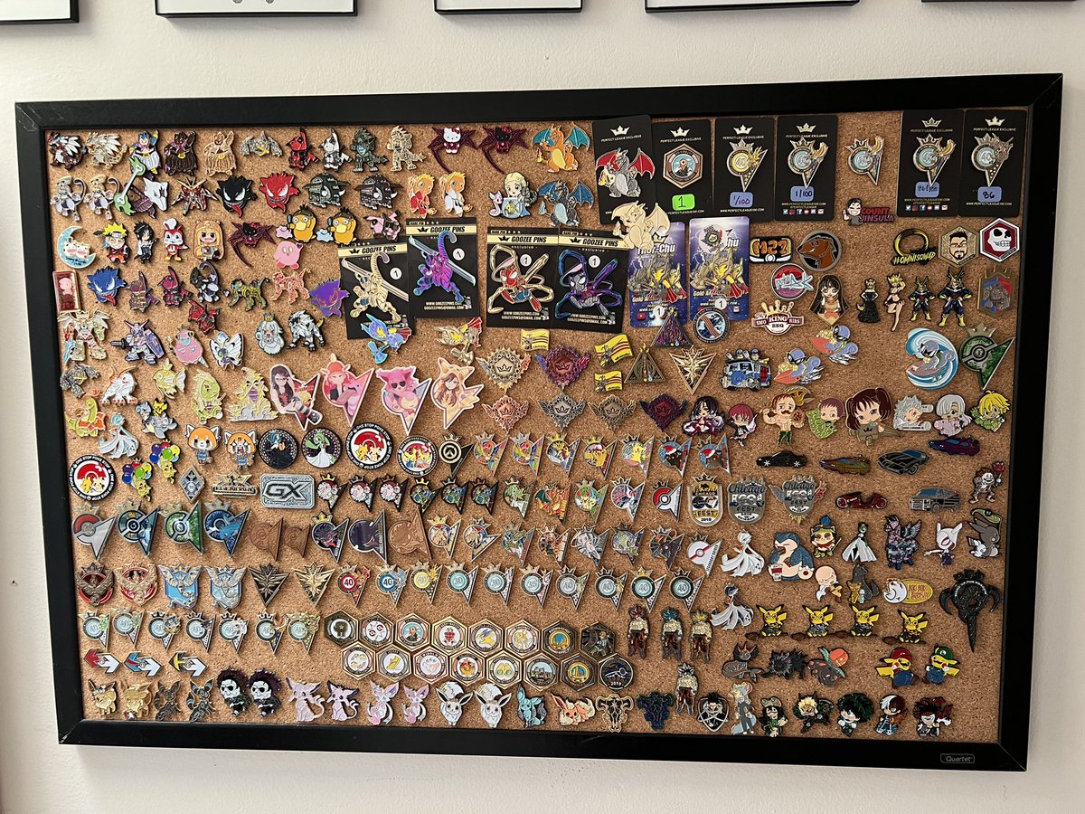 Tweetie’s Legacy Pins Auction!!
These pins are from her own personal collection. These will be auctioned off on Pop Shop Live! 
Give us a follow. If you don’t have the app yet, please use referral code GOOZEE
Date: TBD Mid-end of Dec
More info to come!