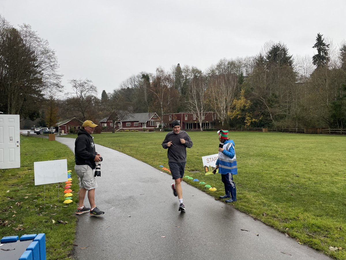 parkrunUSA's tweet photo. Great job if you ran, walked or volunteered this morning!  Let us know how went it below 👇

At Des Moines Creek parkrun they were getting into the festive spirit early! https://t.co/nHMNNzbS4s
