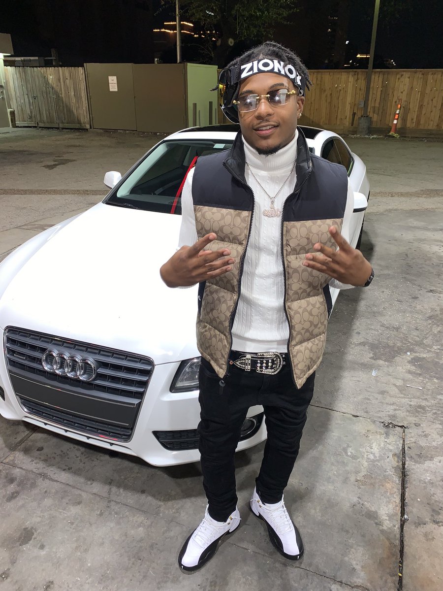 1princeM's tweet photo. Drip check 😮‍💨✔️I’m the best 🥱🕷 https://t.co/ueRZ6dBHe6