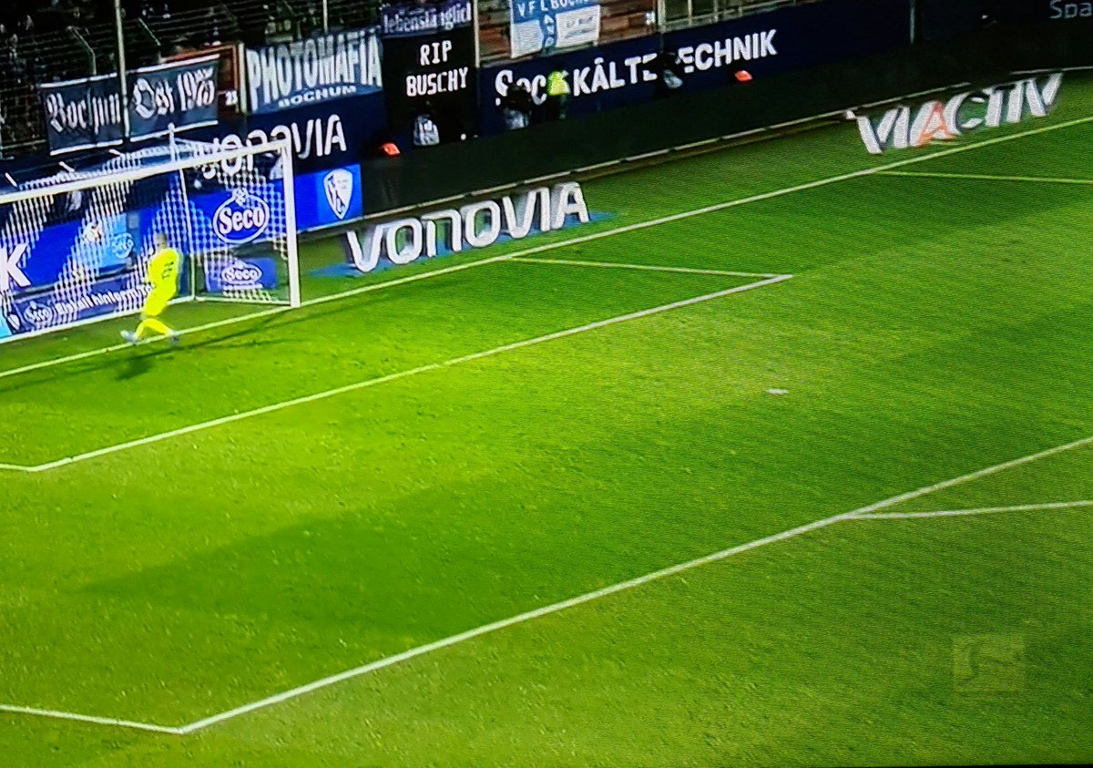 DocktorDick's tweet photo. Respekt! 2:1 Heimsieg. #BOSCF 
@VfLBochum1848eV @Meine_VIACTIV https://t.co/UfHT0SRDaB