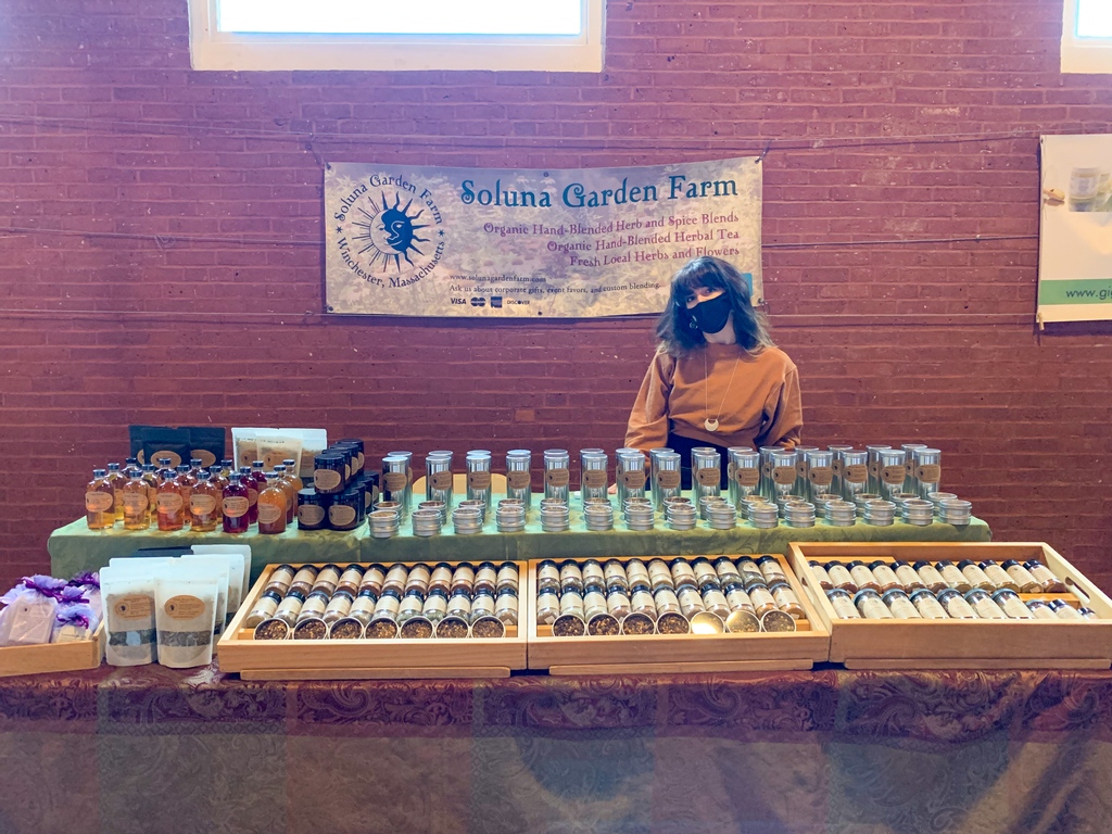 So excited and grateful to be spending our #smallbusinesssaturday at the incredible @herbstalkevent Wintergreen Market! Stop by from now until 4PM at the Armory in Somerville! Thank you to our amazing customers for your continued support throughout this wild year 💚