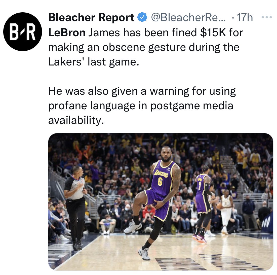 JonnyRoot_'s tweet photo. Be more like JJ Watt             Less like LeBron https://t.co/75TWizlhNa