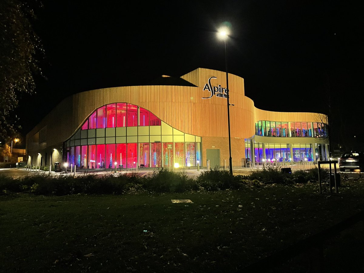 KovBahadori's tweet photo. Aspire@thePark illuminated once again! For the next few hours go check it out @MyWakefield #LightUpWFD https://t.co/mz8gt9EyBj