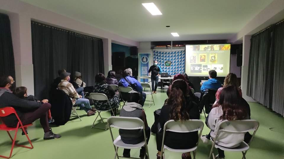 ibarrakaldu's tweet photo. Aritza Bergara. "MITOLOGIAtik JENTILAKera"
Hitzaldia. 
Herrien arteko 24 Folklore Jaialdia.

#HAFJ #Barakaldo #ibarrakaldu #AritzaBergara #Mitologia https://t.co/8D90RJ9kgo