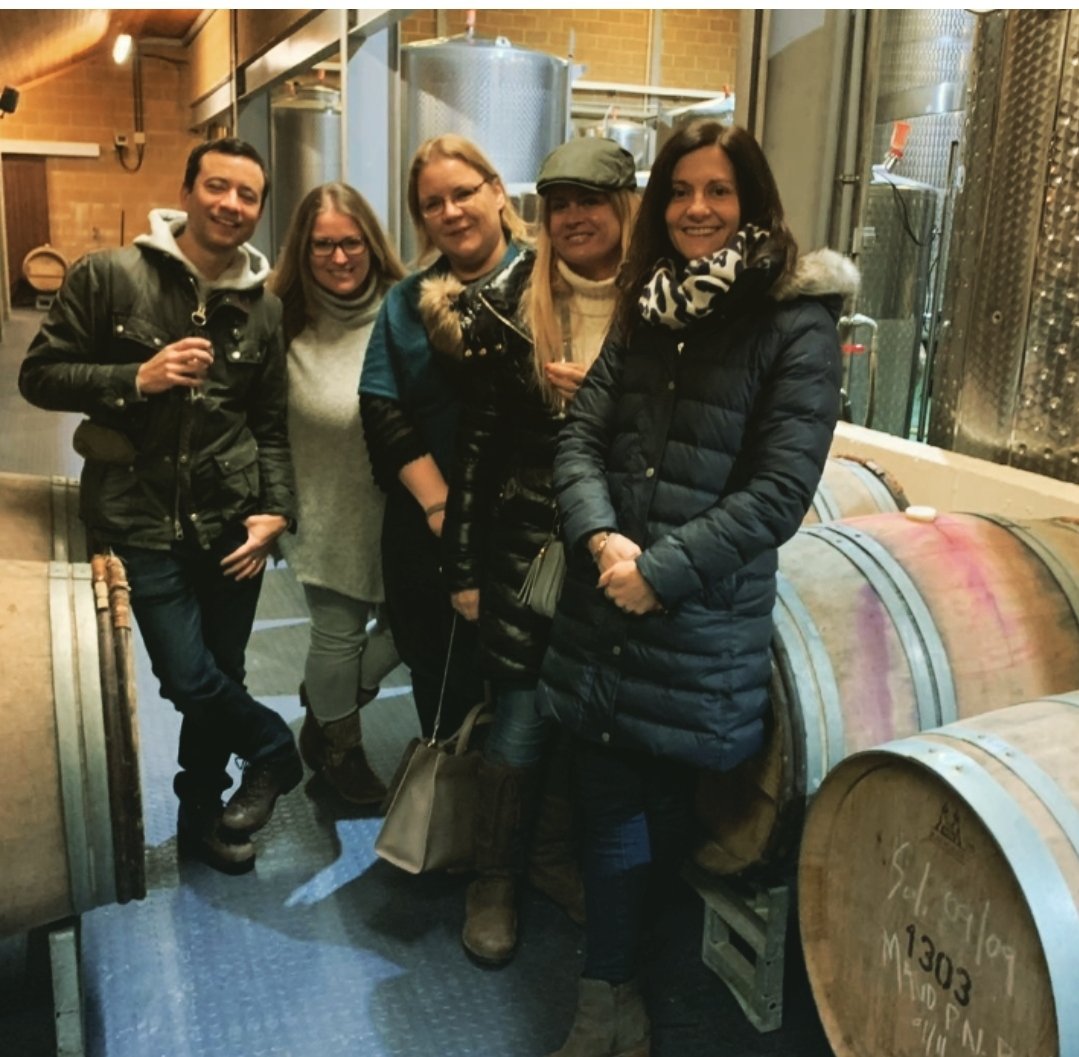 GilhamGremo's tweet photo. Smashing afternoon for wine tasting 🍷😬 @denbiesvineyard
#Friends #MyGang #WineTasing #EnglishWines #ChristmasReady https://t.co/JvtYpyvUAS