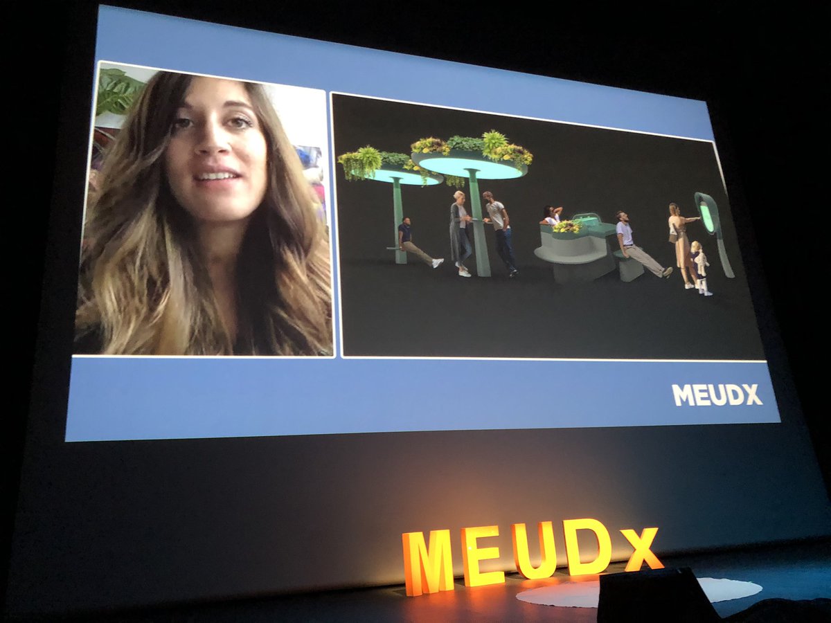 JMaireofficiel's tweet photo. Rencontre avec la promotion 2021 des lauréats de @MeudonValley lors de MEUDx4 : des start up prometteuses accompagnées par le M Combinator : #sopolyglot, #bakup, #mworkFrance... et des mentors motivants. Bravo à tous : « que ceux qui n’osent pas laissent faire ceux qui essaient » https://t.co/wcvGeaG2Pt