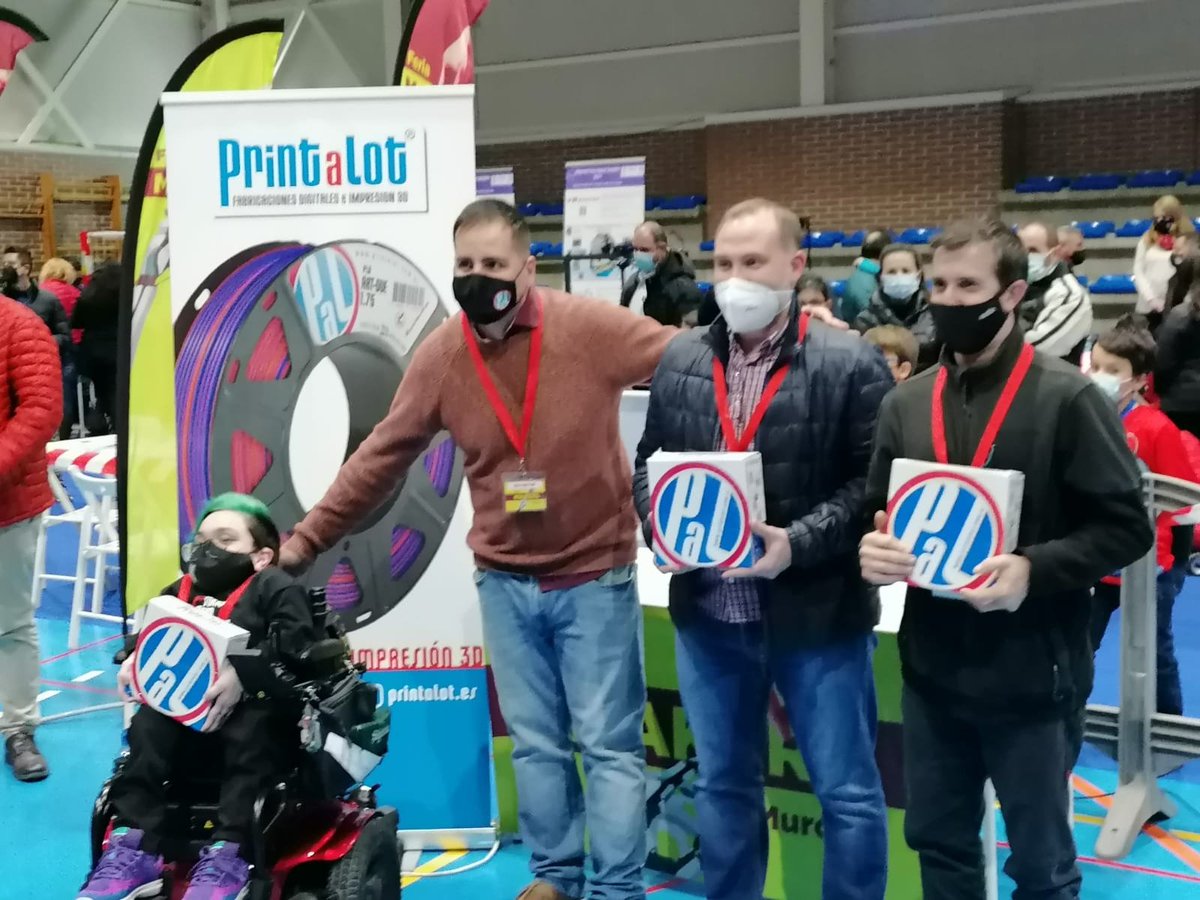 Se procede al sorteo tres lotes de filamento printalot.es en la #FeriaMakersMurcia