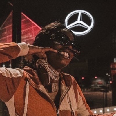 ts_avy's tweet photo. Don’t mind me im just in my own time zone 🙌🖤🔥😈 #NewProfilePic #tsavy #blockfamily https://t.co/i1VnFJ95Ig