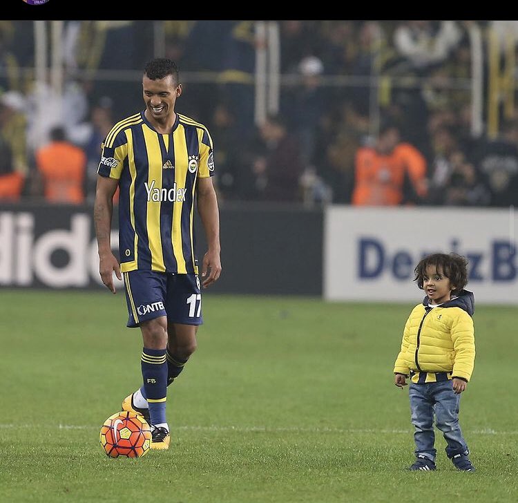 Yarım kalan bir hikaye var seninle şimdi tam zamanı geri dön Kara Boğa <a href="/luisnani/">Nani</a> <a href="/Fenerbahce/">Fenerbahçe SK</a> #COMETOFENERBAEHÇE Başkanım sıra sende artık