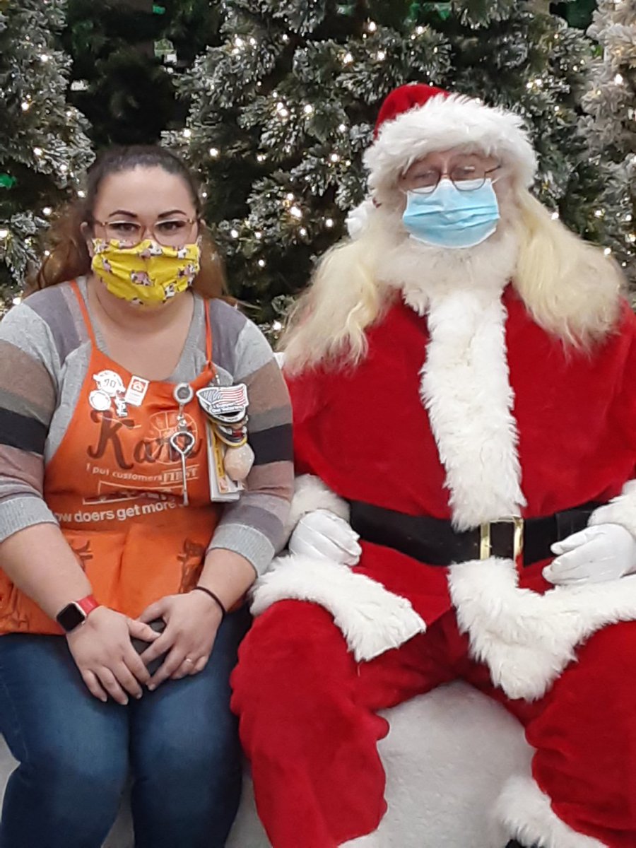 2847HomeDepot's tweet photo. 2847 Feeling the Holiday Spirit on Black Friday Weekend!  We've got Santa here to take photos w/ kiddies from 10a-2p &amp; shouting out our At Home Services. Alex D &amp; Kari S chilling w/Santa
@belford_melissa @RJleslie2 @jeffreyTNyberg @john_haussner @CampSweenScott https://t.co/M2fa7hhpNn