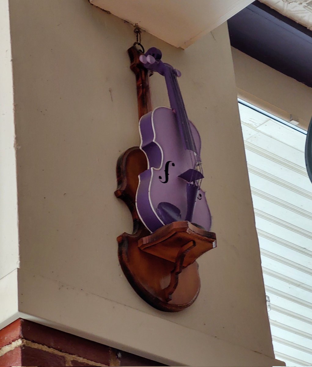 vlckow's tweet photo. Lunch at #PurpleFiddle in #Thomas #WestVirginia #VegetarianFriendly 
#AndrewAdkins music. https://t.co/D2xrGfJ03p