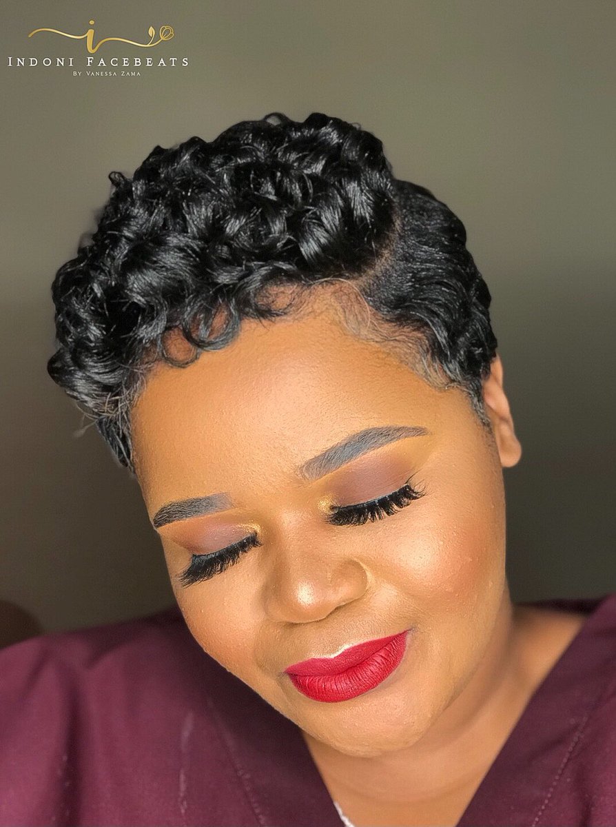 vee_thehun's tweet photo. Evening makeup π #facebeat #makeup #beauty #indoni #durbanmua https://t.co/Rv0dyADai8