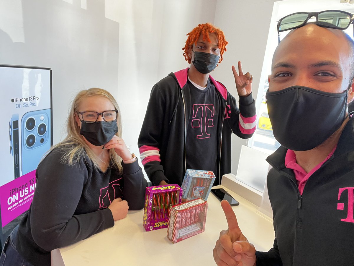 Alex Carson tweet media