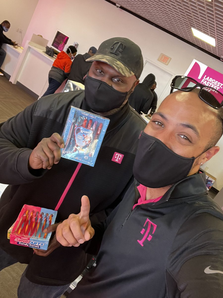 Alex Carson tweet media