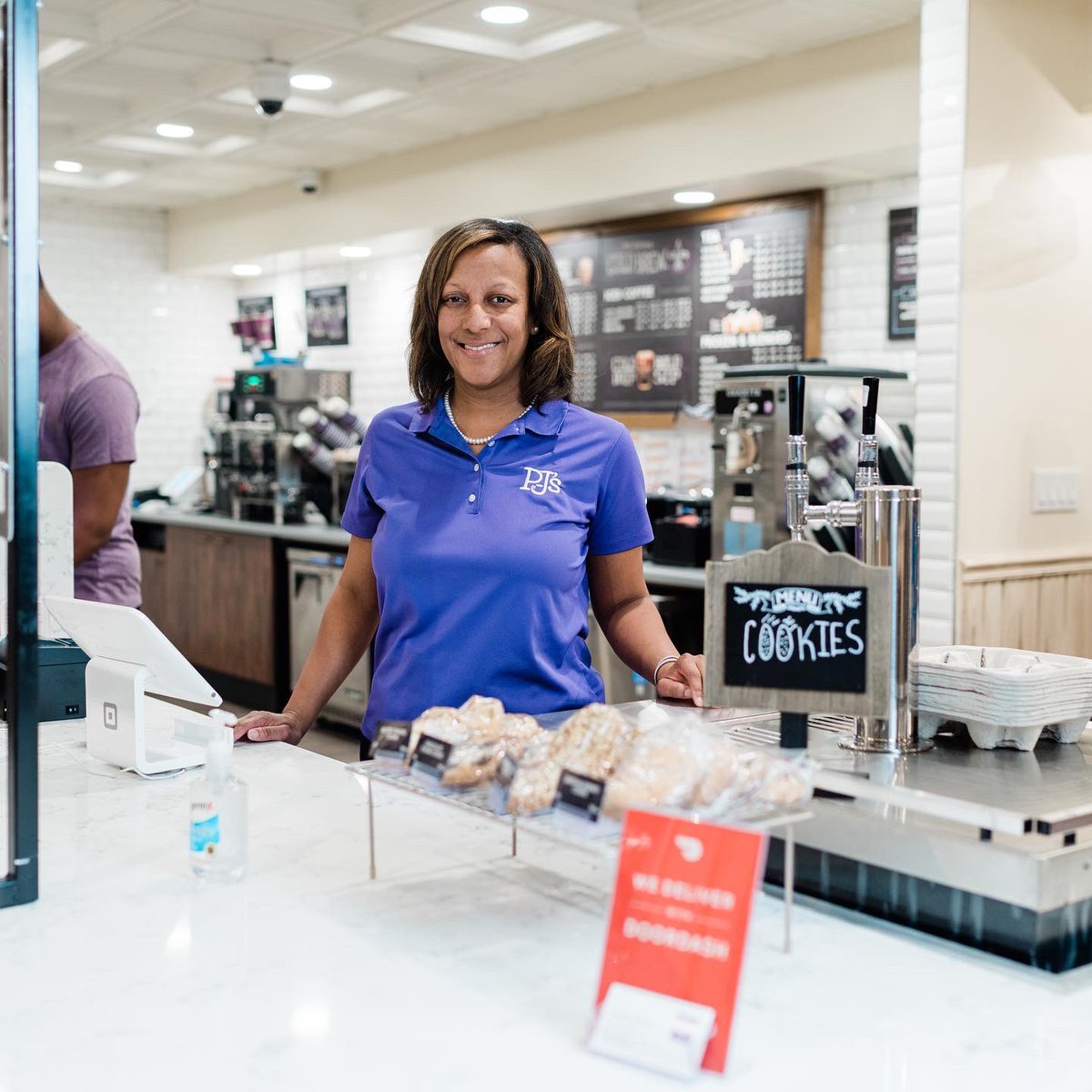 NewOrleansBA's tweet photo. Happy #SmallBusinessSaturday! Join us in patronizing incredible local businesses like @pjsreadblvd, @DrinkCajunFire, or the 48 others participating in our #HomegrownHolidays campaign for a chance to win a $200 gift card from @Mastercard 🎁 https://t.co/oHGELmyx35