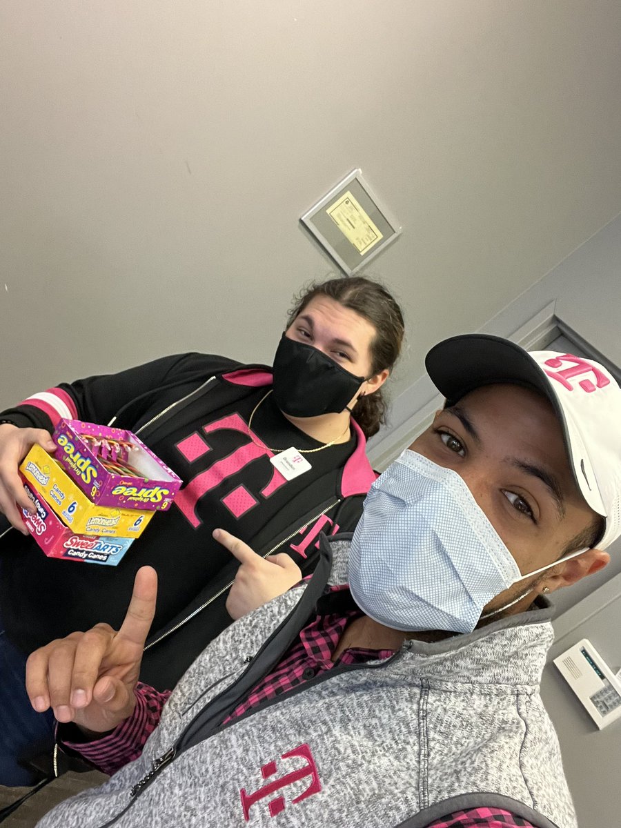 Alex Carson tweet media