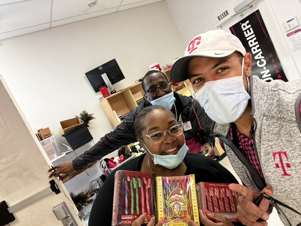 Alex Carson tweet media