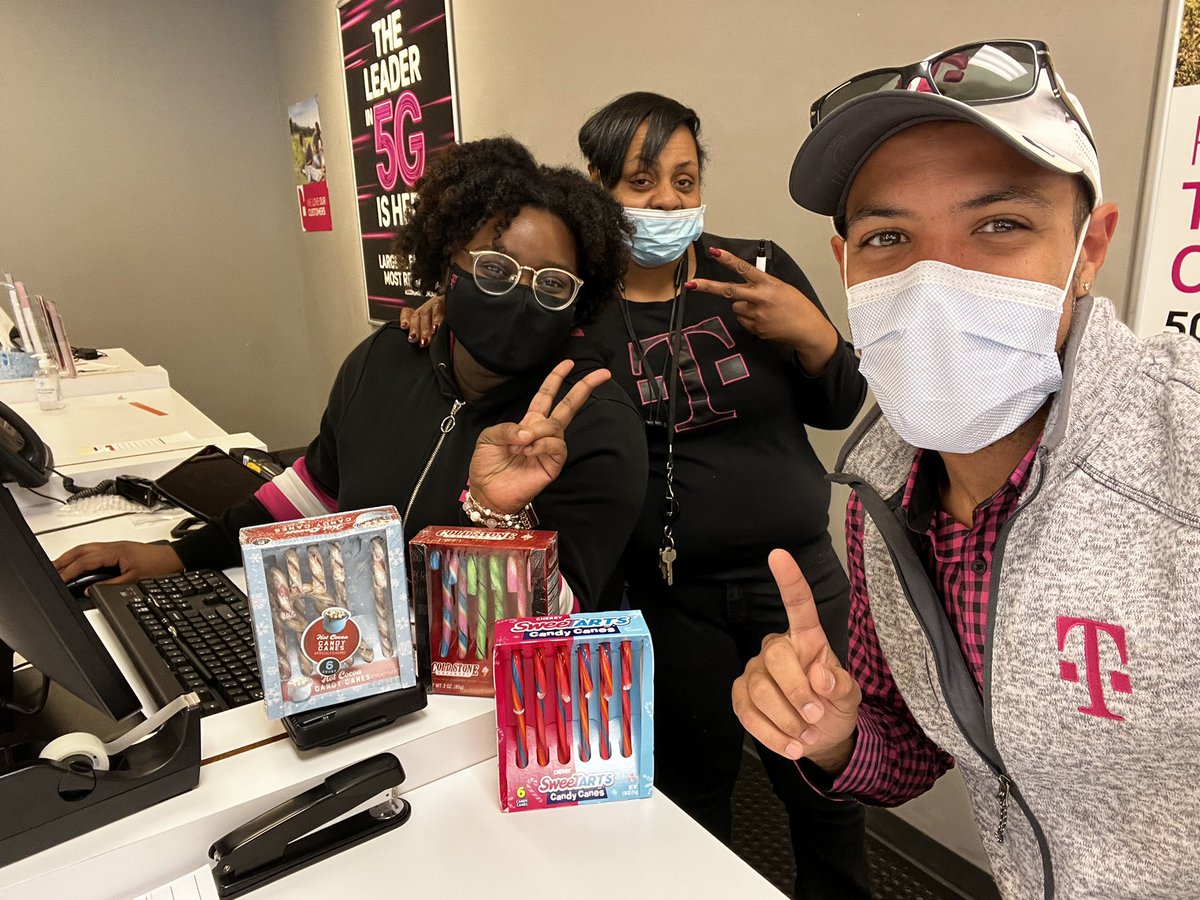 Alex Carson tweet media