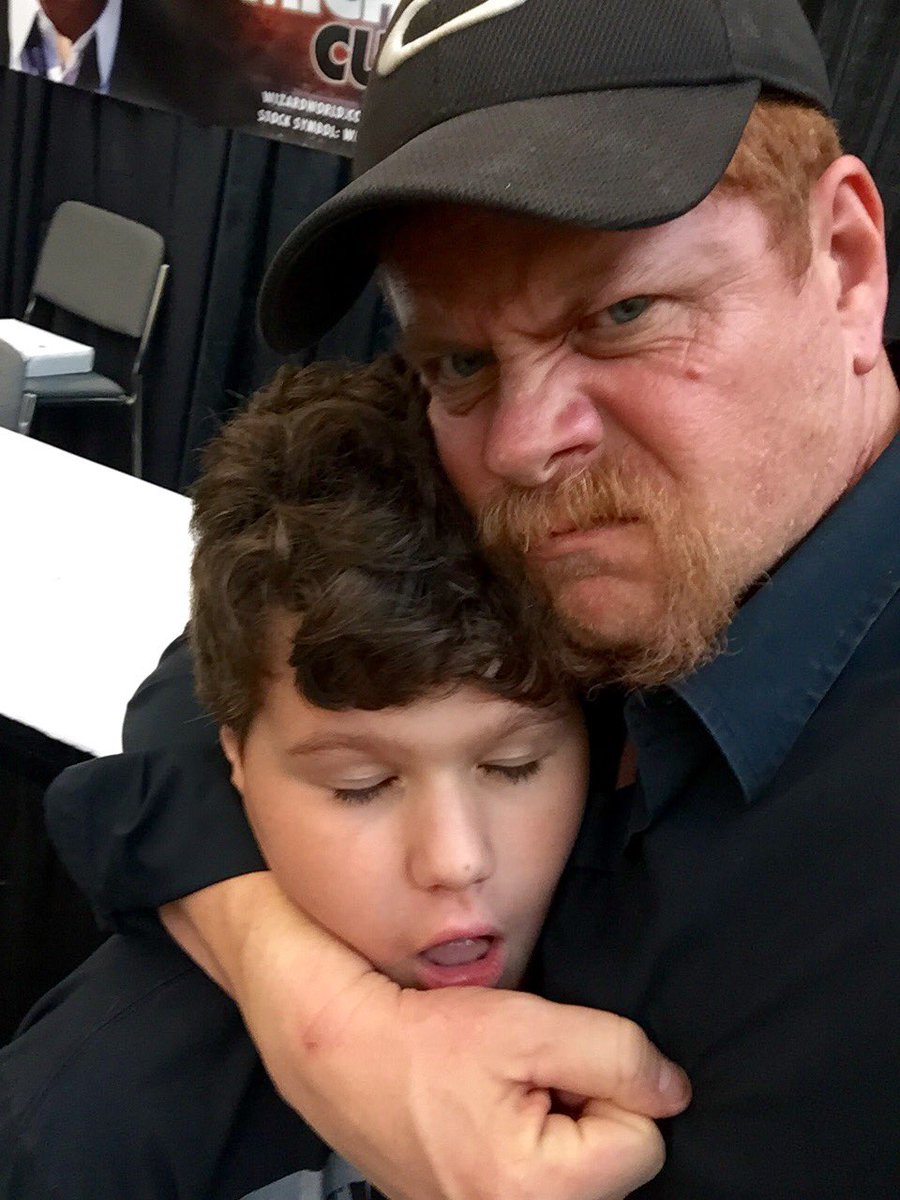TrishTWDReedus's tweet photo. @Cudlitz While you might remember my son as that sweet young child from a few years back but is now a 6 ft 4 football player who takes no prisoners! This mama is so proud and can't wait for you to meet the fine young man that he's become.☺️💪🏽👊🏽 https://t.co/qs9iX9f2OC