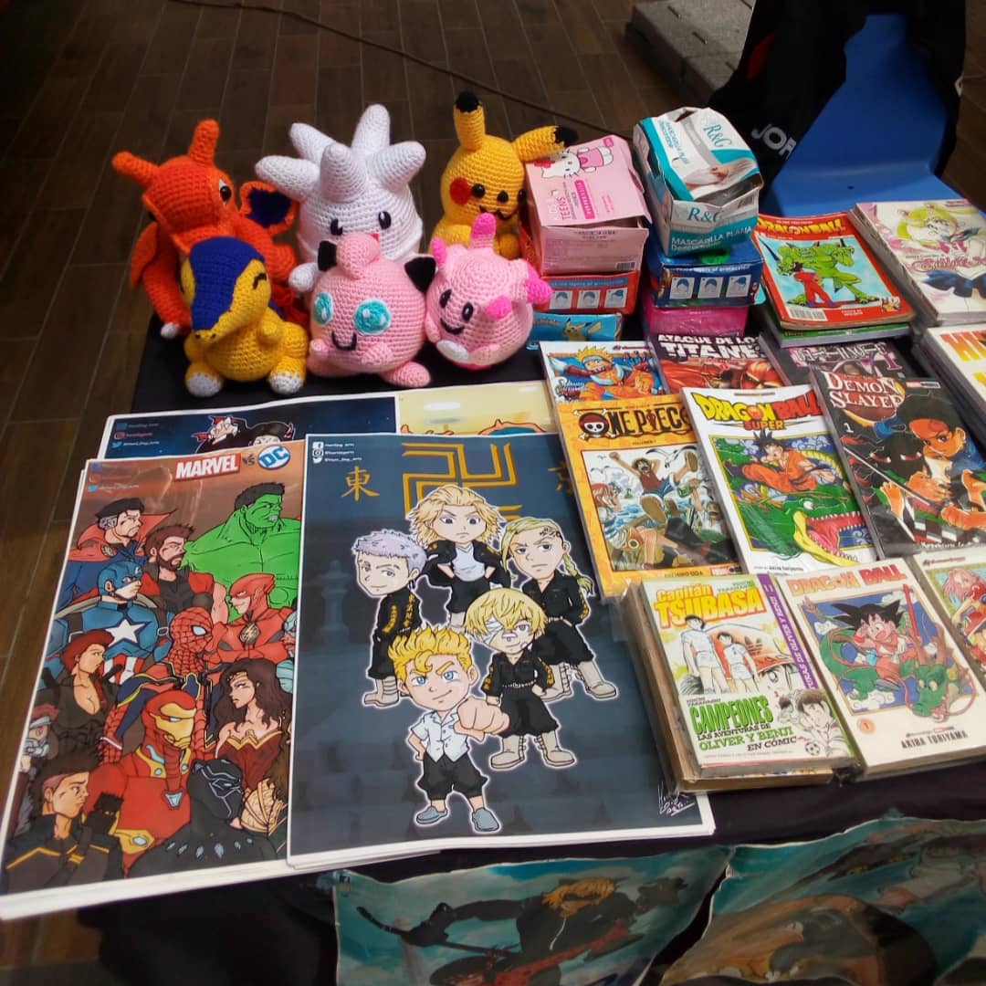 Hunt_Dog_Arts's tweet photo. Hola muchachos que tal, este sábado 27 y domingo 28 de noviembre estaremos en el @inoutletperu en Lurin realizando caricaturas y hay más productos, no se lo pierdan
Hasta las 8 pm
#lurin #inoutlet #feria #caricaturas #peru #juguetes #amigurumis https://t.co/z3qP1xzQ25
