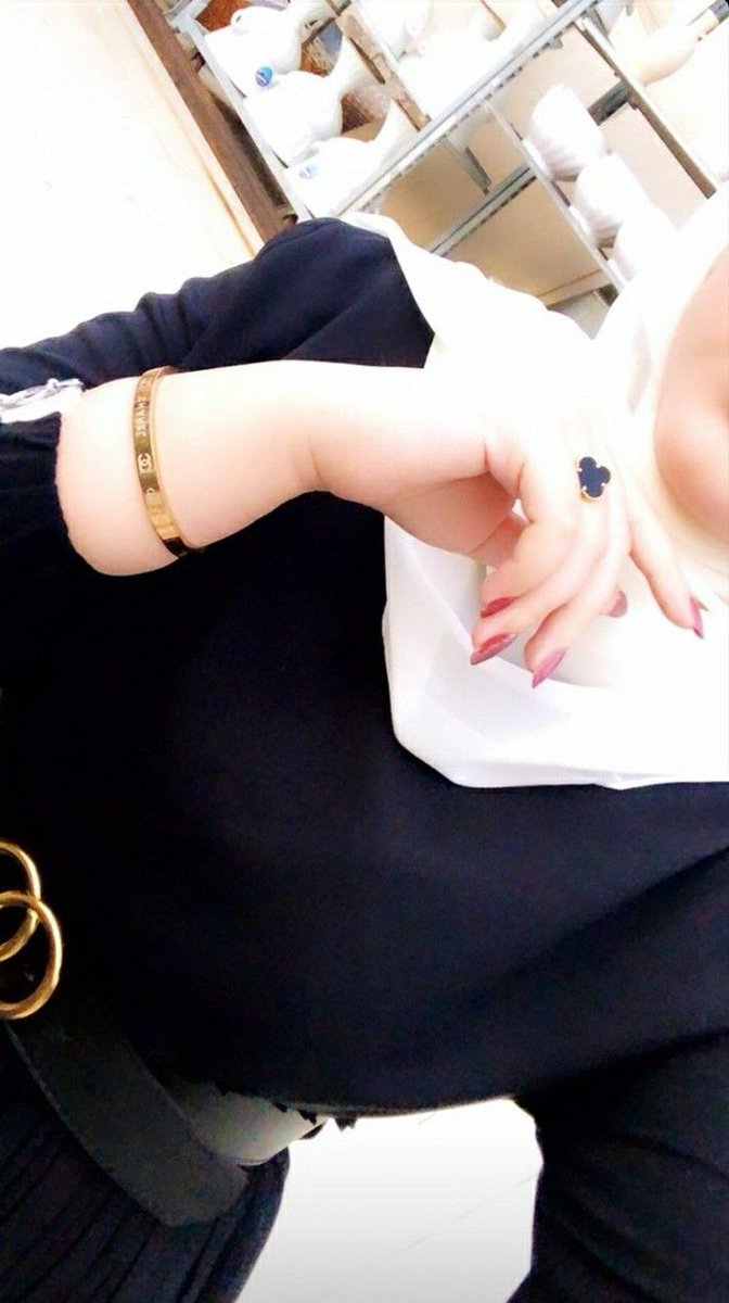 - الحَبل من خيط واحد  لكن اشكال 
لو تلگاه مَشانق لو مراجيح 🖤.

#نازو