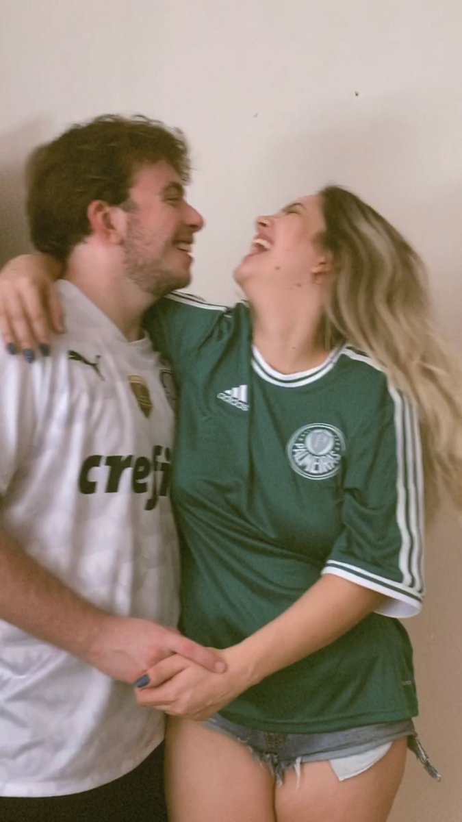 mbeatrizg11's tweet photo. Dois amores em foto💚 

#Palmeiras #Libertadores https://t.co/J1EFYL3KCe