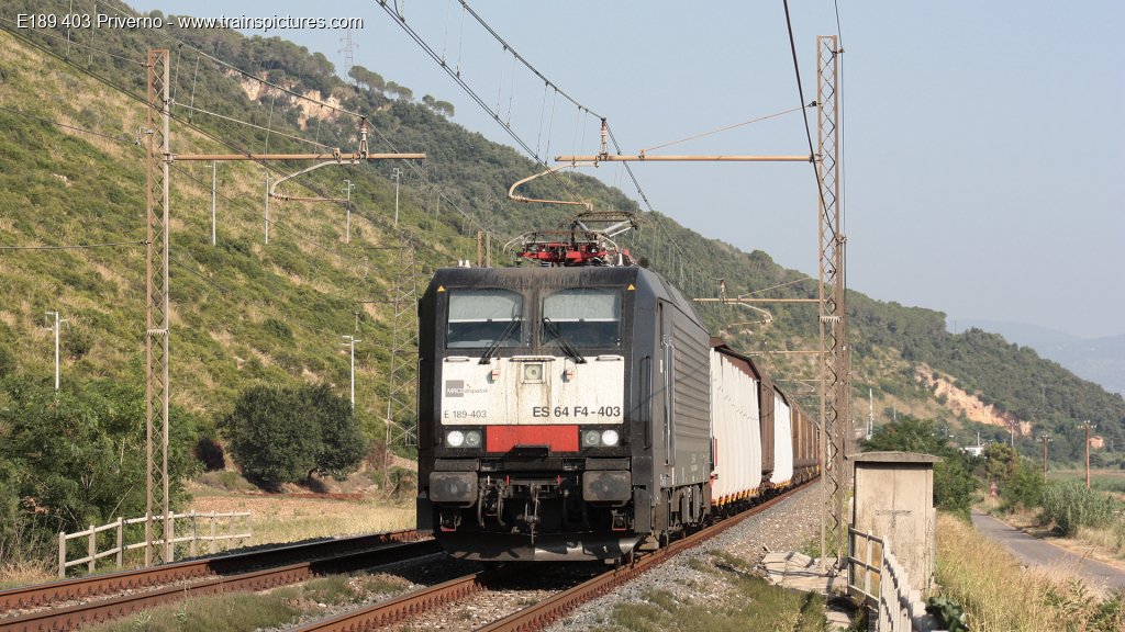TrainspicturesC's tweet photo. E189 403 Priverno in FullHD: https://t.co/oK38ojOY67
Album Completo: 17 Luglio 2010: Torricola, Pomezia e Sezze https://t.co/zAdN5vgt16
#fotografieferroviarie #treni #ferrovie #photogallery #trainspictures #E189 #trenomerci #sezze https://t.co/HG4NoddApS