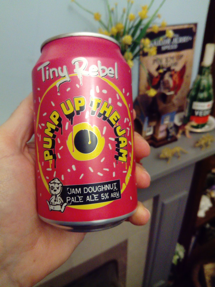 The Jim Exotic brought back some tasty piss from Cardiff, <a href="/tinyrebelbrewco/">Tiny Rebel</a> <a href="/TinyRebelCdff/">Tiny Rebel Bar Cardiff</a> this is the next level piss, pump up the jam, pump it up #hopheadz #tastypiss #tinyrebel