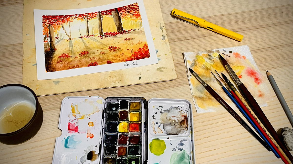 Planazo de Sábado por la tarde 👨‍🎨
#watercolor #Autumn