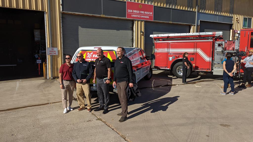 chrisjcate's tweet photo. Today the City of San Diego transitioned its emergency medical services to @Falck_SanDiego. Already responding to their first call before 8am Falck &amp; the City are prepared to respond to San Diegans who call 9-1-1. Proud to support this effort to improve our public safety. https://t.co/lZ35AVQk0A