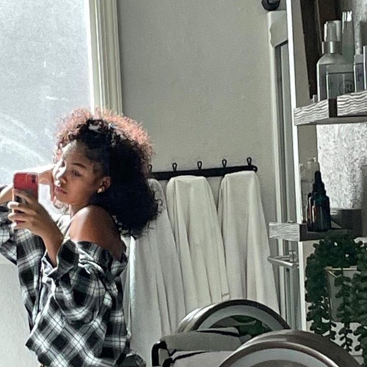 4L1Y44H's tweet photo. ' 𝘫𝘶𝘴𝘵 𝘪𝘯 𝘩𝘦𝘳𝘦 𝘧𝘰𝘰𝘭𝘪𝘯' 𝘢𝘳𝘰𝘶𝘯𝘥 ' 💁🏽‍♀️ https://t.co/0aFsknOHcx