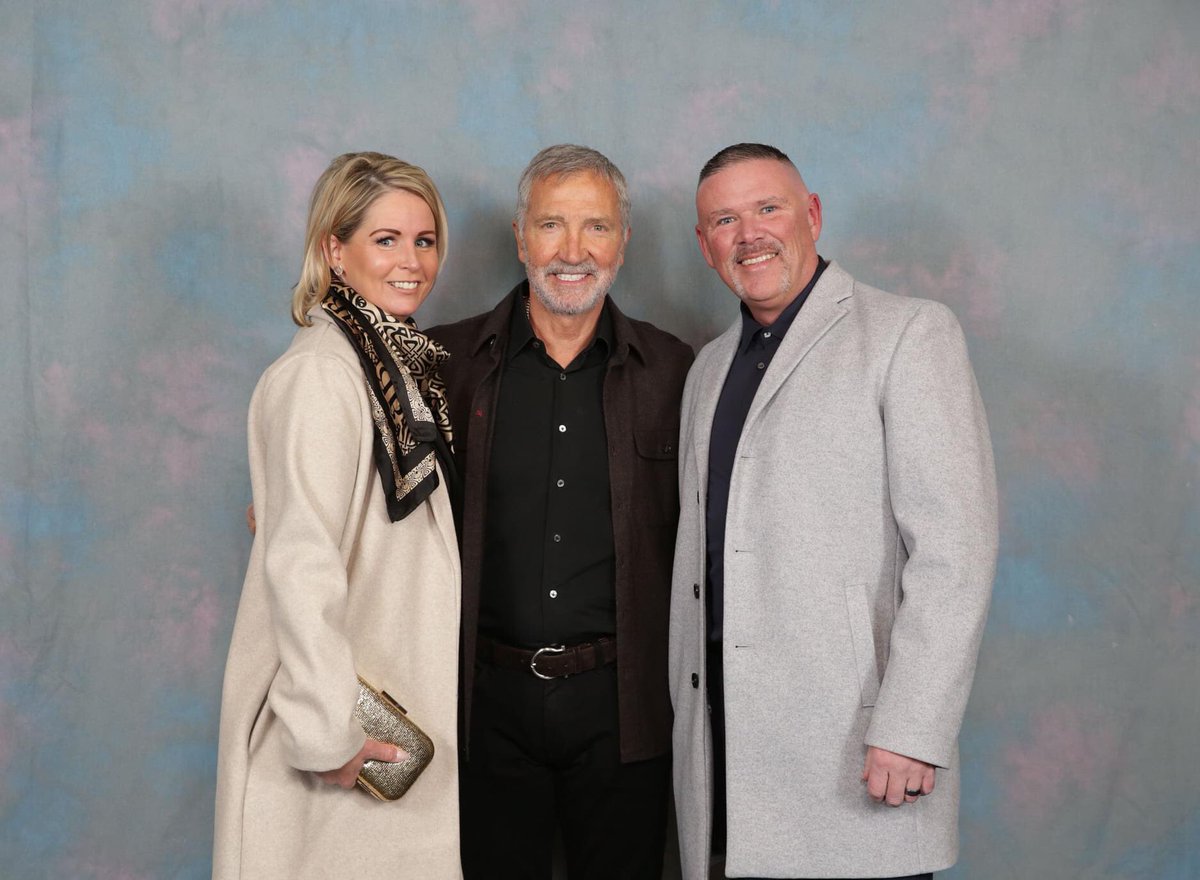 SpotlightEvUK's tweet photo. 📸 All VIP photos are now up on our Facebook Page! 

Check them out and remember to like and share guys! 

#Souness #SECArmadillo #rangers #Spotlightevents https://t.co/Fg5d4rMnP6