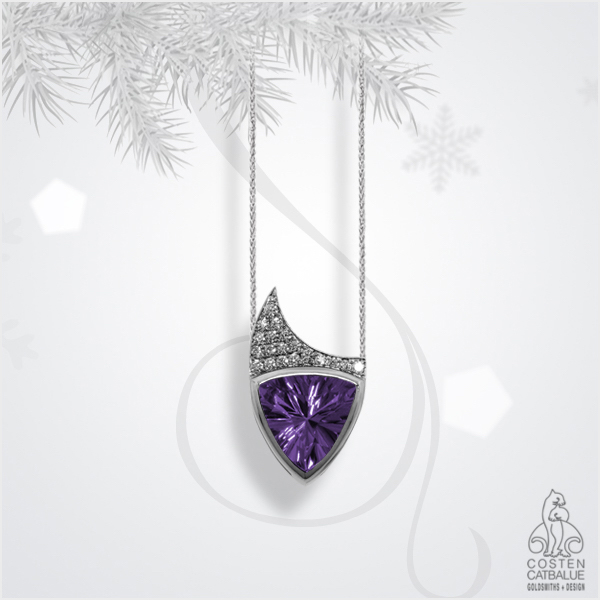 CostenCatbalue's tweet photo. A celebration of colour: The Costen Catbalue Collection.
#costencatbalue #costencatbaluecollection #gemstonependants #yvrjewelry #yvrshopping https://t.co/oUCRtxqhdg