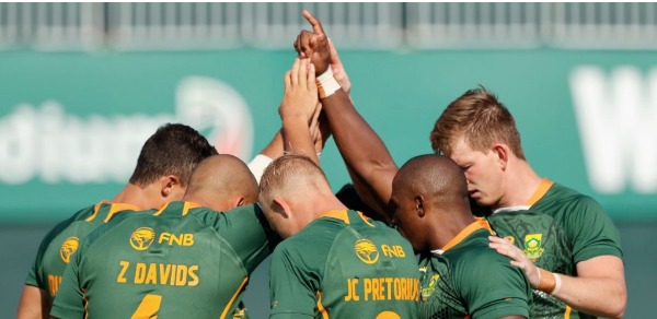 StarterAcademy's tweet photo. Well done Aussie7's Ladies &amp; Blitzboks for winning the Cup Finals at Dubai Rugby 7's https://t.co/UskEago41n