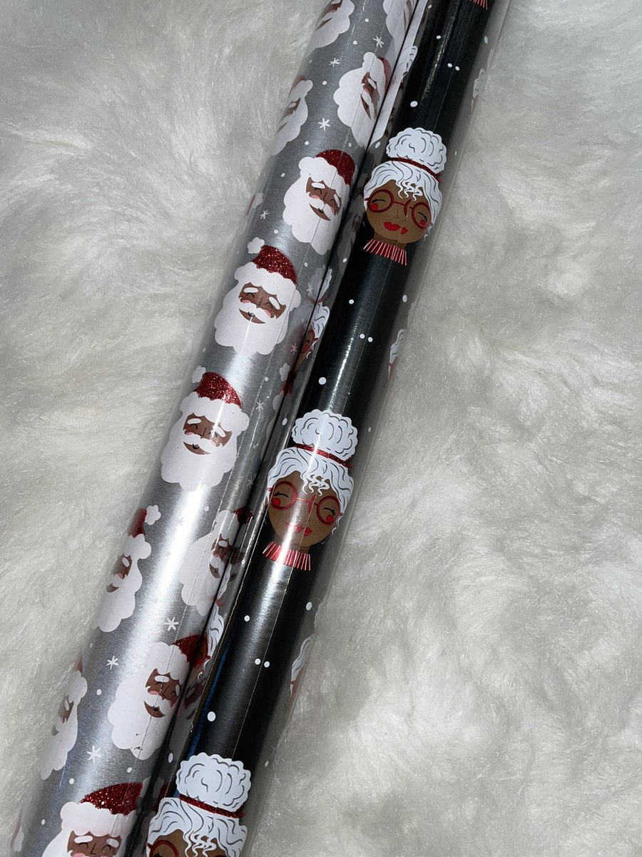 mskaybelle's tweet photo. Got my black Mr. &amp; Mrs. Claus 🎅🏿🤶🏾 https://t.co/bNbngjzgcu