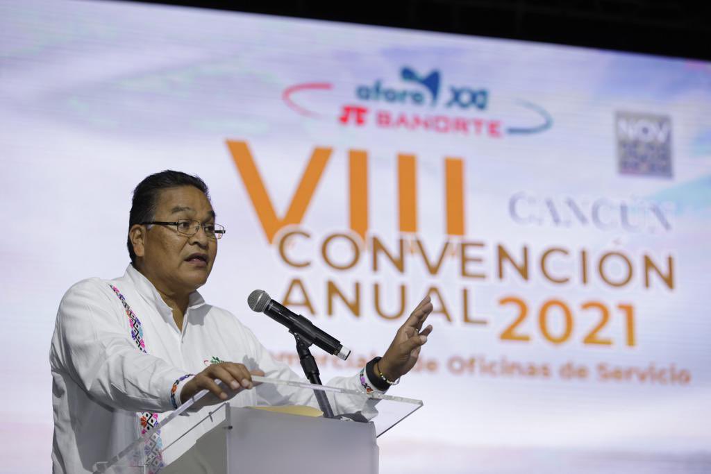 DavidRazu's tweet photo. Este fin de semana nos reunimos en la VIII Convención Anual Comercial y de Servicios de la Afore más grande y fuerte de México, @XXIBanorte. Muchas gracias a @guerrerogmx, en representación del DG de @Tu_IMSS, @zoerobledo y a #FernandoSolis, de @GFBanorte_mx por su participación. https://t.co/tTgcbDHBQt