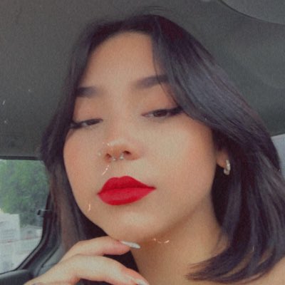 Yariana_N's tweet photo. Dime a ver chinita linda📍 #NewProfilePic https://t.co/uYyMtsIgmH