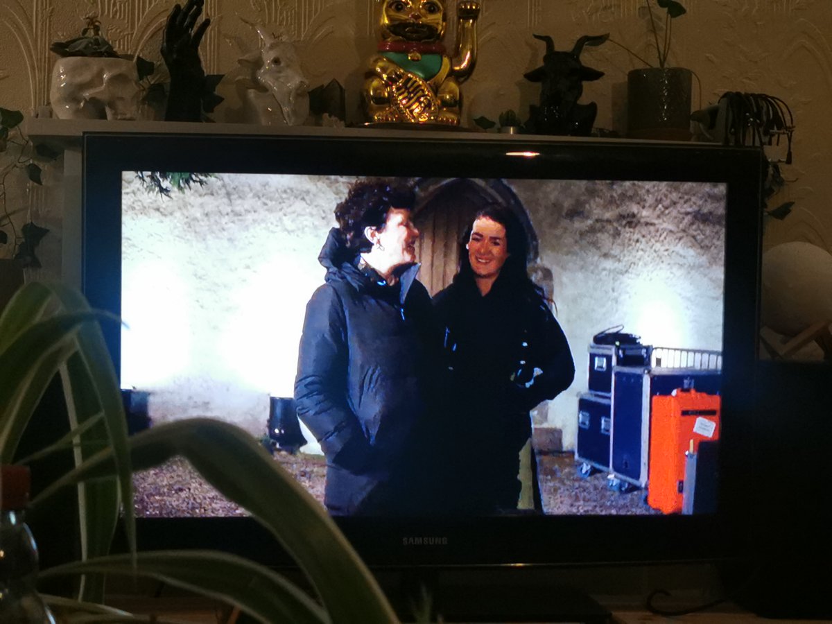 naoomi's tweet photo. Watching @OtherVoicesLive from Leeds, missing the craic and beautiful Dingle! Hiii @MayKay316! #OV20 https://t.co/MSq61YB41o