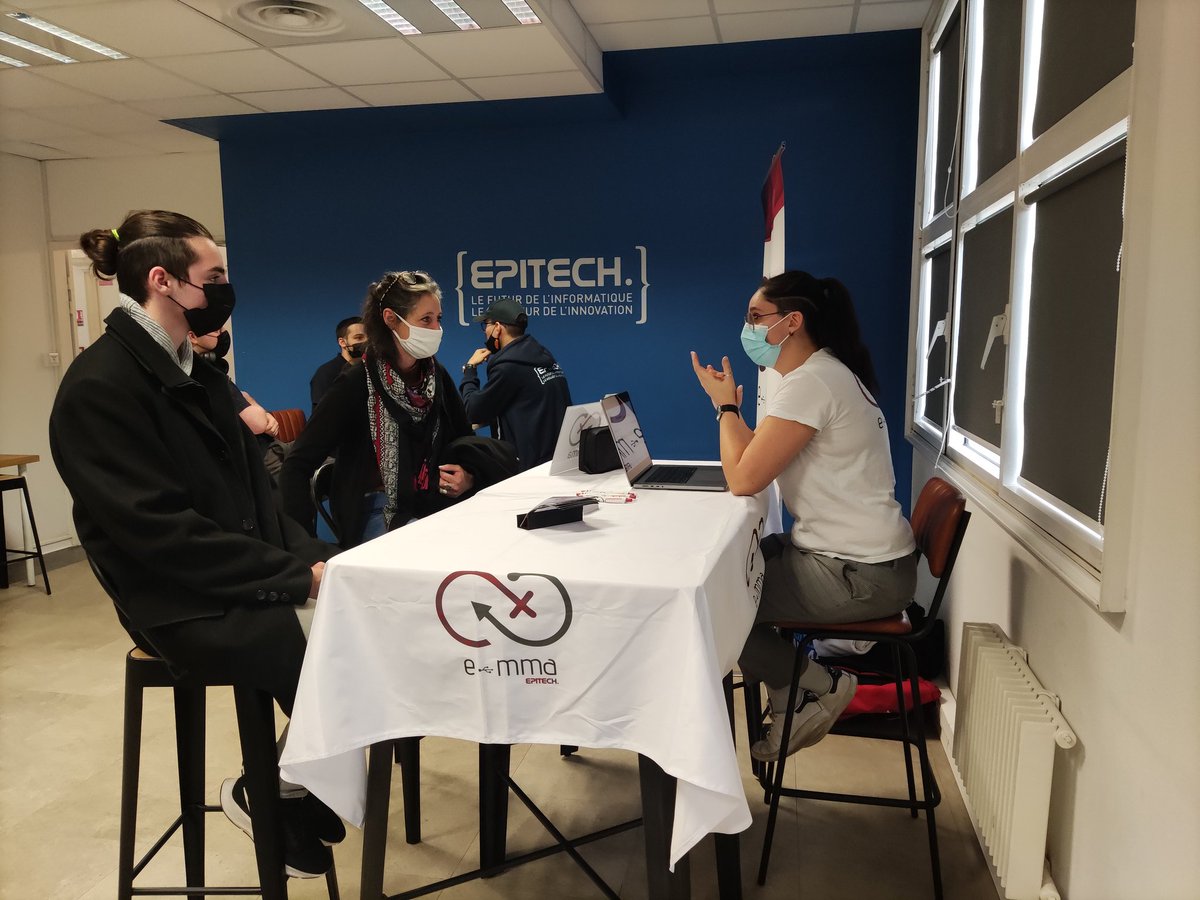 MontpellierEmma's tweet photo. 👩‍💻👨‍💻Ce samedi, la référente Montpellier d'@Org_Emma, Lyvia Mallereau, est venue à la JPO d'@EpitechMontpel parler de #mixité et de #diversité dans le monde du numérique.
👉 L'occasion de faire découvrir l'association et les actions qu'elle met en place en France 🇨🇵 https://t.co/MOqMCRBUv1