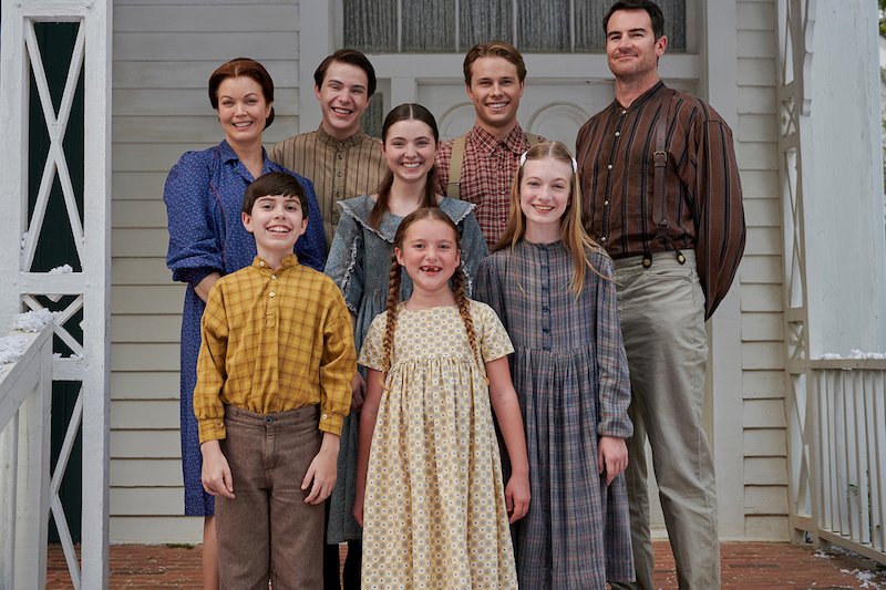 tvrecapsreviews's tweet photo. TV TONIGHT (November 28)
#TheWaltonsHomecoming #PorshasFamilyMatters #TheHotZoneAnthrax #MiracleInMotorCity #Elves #NFL #TheChristmasContest #OneLastTime #SoulTrainAwards #TournamentOfHouses #BuddyVsDuff #PowerGhost #FatalFrontier #ThisIsLife #Insecure
https://t.co/xPh6H8M8N0 https://t.co/dGUl9irsCR