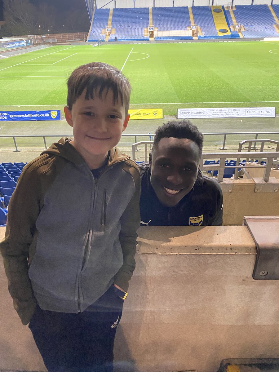 Oxpac79's tweet photo. Thanks @Dan_Agyei for coming to meet my son Ryan today. You made his day very special. https://t.co/2BUPPObFbl