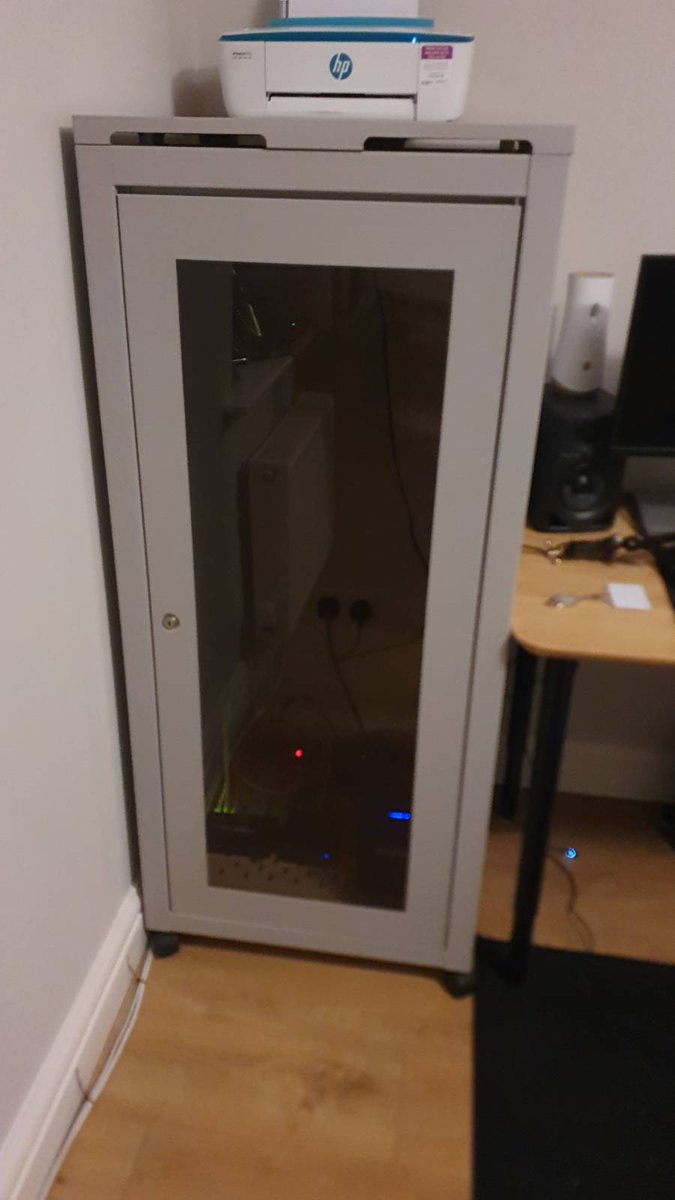 wilkitwizard's tweet photo. Driving a fully assembled rack 15km in a small hatchback was tough and getting it upstairs was even tougher... but it sure as hell feels great having it fully assembled and ready to take on my precious stuff 😍 

BTW, can you believe I got it for free? 🤯 https://t.co/bAfwmzlsTE