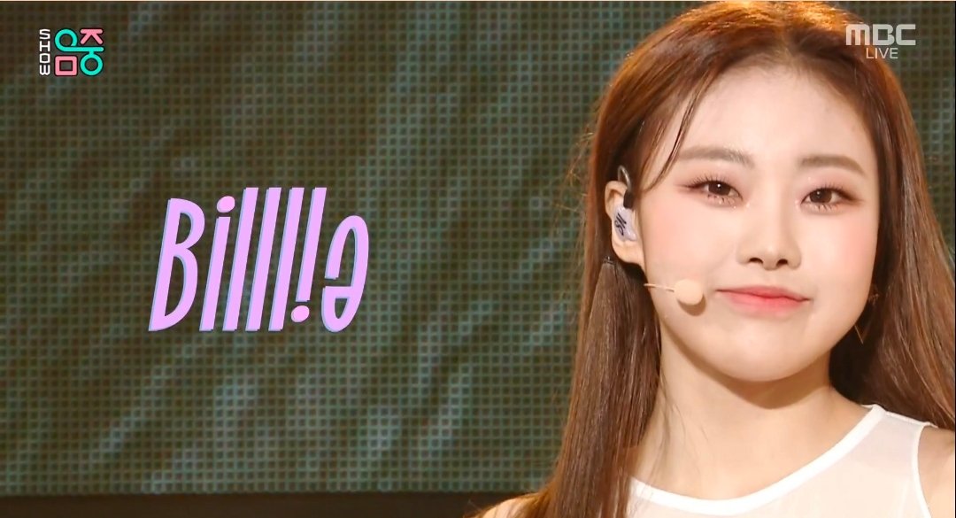idlepinksoo's tweet photo. I'm not crying you are #WelcomeSheon #billlie_debut_stage https://t.co/KCnDAg9EYl